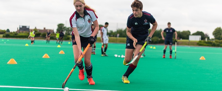 Welche anderen britischen Top-Internate für Hockey gibt es? | Dickinson Britische Schulberatung