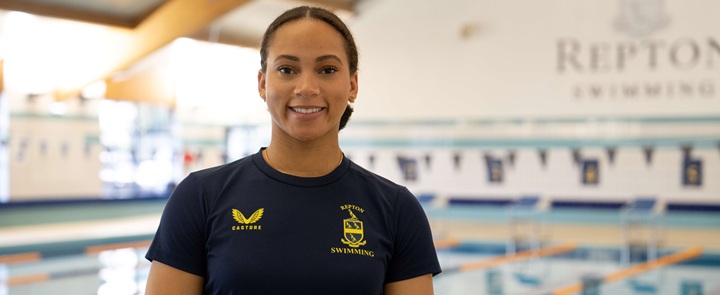 Was sind unsere besten britischen Internate für Schwimmen? | Dickinson Britische Schulberatung