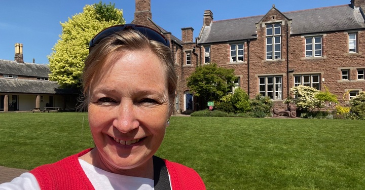 Wie war Ginas Besuch bei zwei Internaten in Wales? | Dickinson Britische Schulberatung