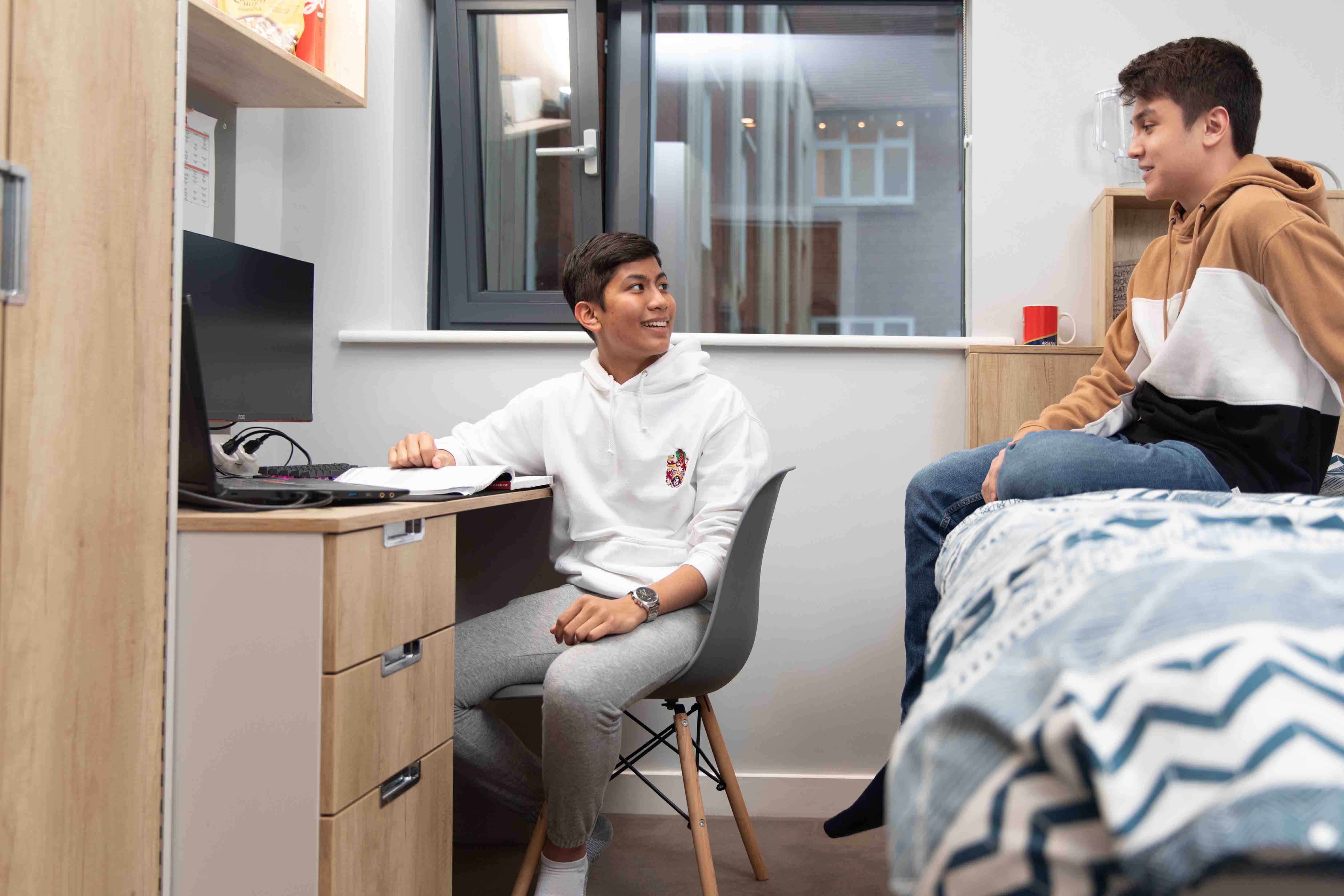 Internatsunterbringung | Bradfield College | Dickinson | Britische Internate