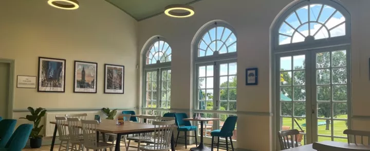 Malvern College Café | Dickinson Britische Schulberatung